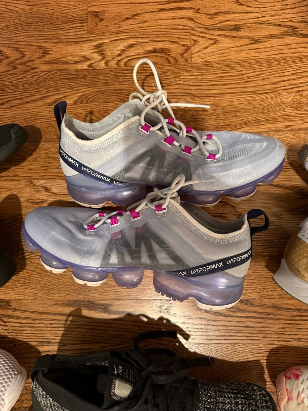 Various NIKE JORDAN sneaker Womens Mixed Sneaker Lot Like New Used sizes 8-11 - Picture 14 of 16
